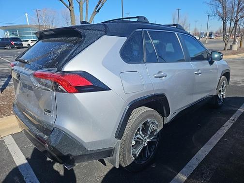 2025 Toyota RAV4 Hybrid SE