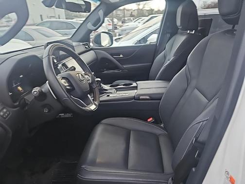 2024 Lexus LX 600 Luxury