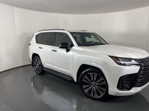 2024 Lexus LX 600 Luxury