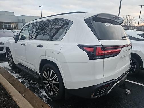 2024 Lexus LX 600 Luxury