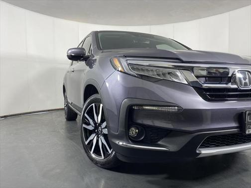 2022 Honda Pilot Touring 8-Passenger
