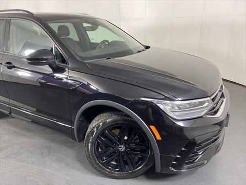 2022 Volkswagen Tiguan 2.0T SE R-Line Black 4MOTION