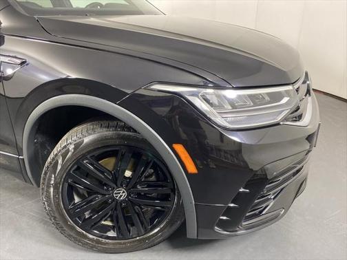 2022 Volkswagen Tiguan 2.0T SE R-Line Black 4MOTION