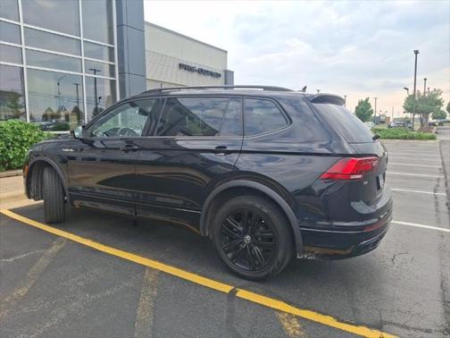 2022 Volkswagen Tiguan 2.0T SE R-Line Black 4MOTION