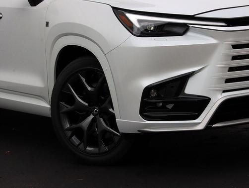 2026 Lexus TX 500h F SPORT Premium