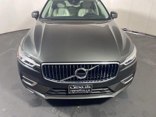 Gray Metallic 2018 Volvo XC60 T6 Inscription