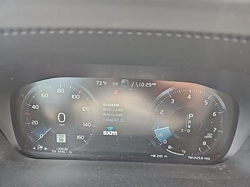 Gray Metallic 2018 Volvo XC60 T6 Inscription