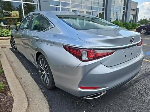 2024 Lexus ES 350 Base