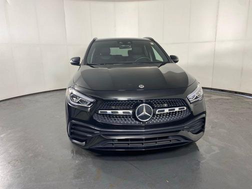 Night Black 2023 Mercedes-Benz GLA 250 4MATIC
