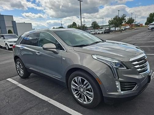 2017 Cadillac XT5 Premium Luxury