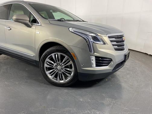2017 Cadillac XT5 Premium Luxury