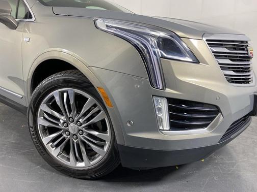 2017 Cadillac XT5 Premium Luxury