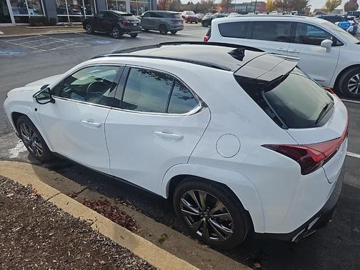 2023 Lexus UX 250h F Sport