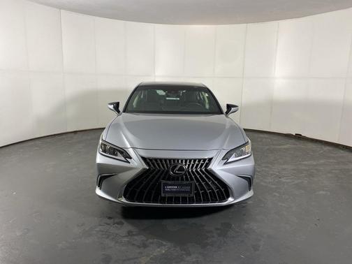 2023 Lexus ES 350 Base