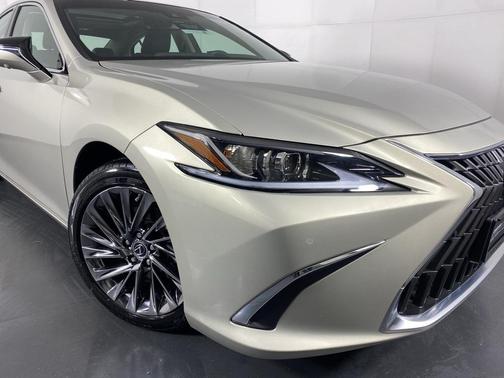 2025 Lexus ES 350 Luxury