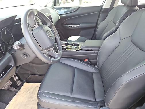 Caviar 2024 Lexus NX 250 Premium