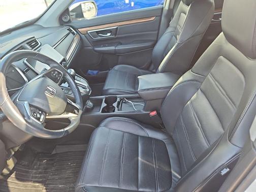 White Diamond Pearl 2018 Honda CR-V Touring