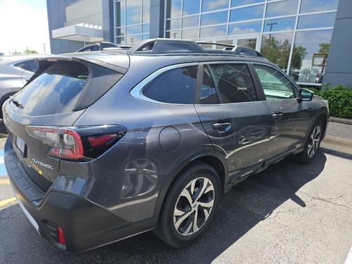 Gray Metallic 2021 Subaru Outback Limited