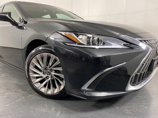 2023 Lexus ES 350 Luxury