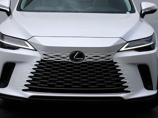 Eminent White Pearl 2026 Lexus RX 350 Luxury