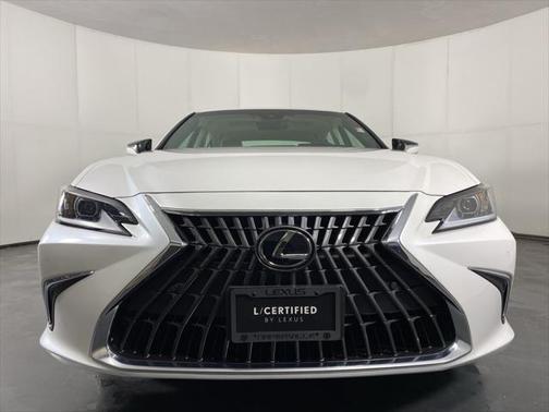2024 Lexus ES 300h Base