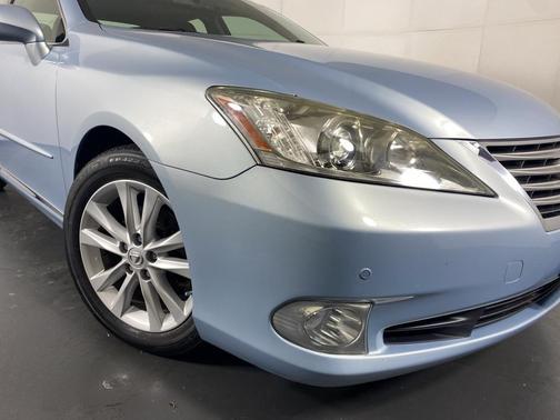 2011 Lexus ES 350 Base