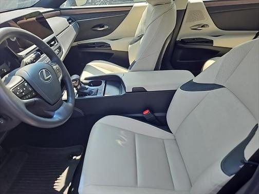 2024 Lexus ES 350 Base