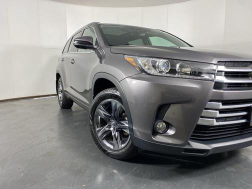 2018 Toyota Highlander Limited Platinum