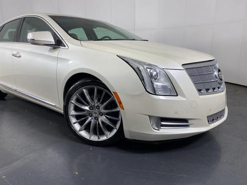 2013 Cadillac XTS Platinum