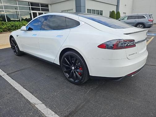 2016 Tesla Model S P90D