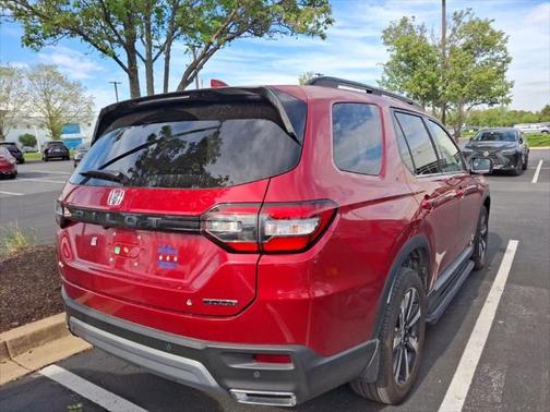 2023 Honda Pilot Touring 8-Passenger