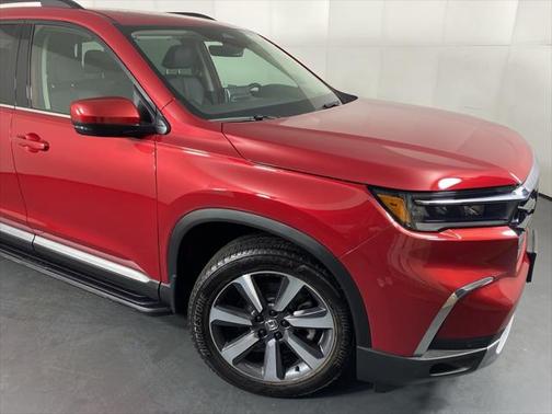2023 Honda Pilot Touring 8-Passenger