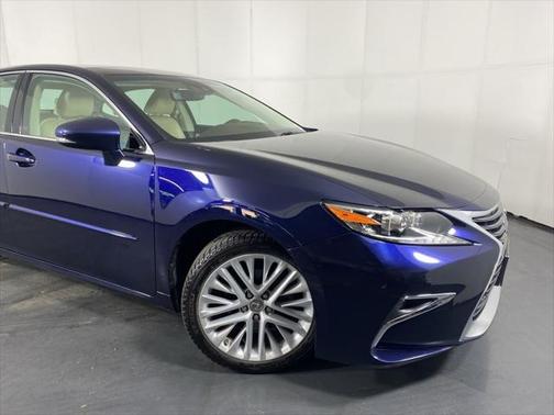 2017 Lexus ES 350 Base