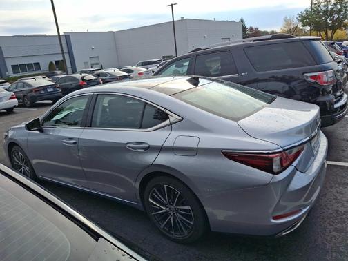 2024 Lexus ES 350 Base