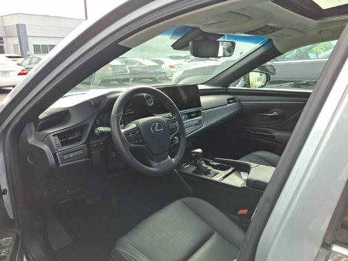 2024 Lexus ES 350 Base