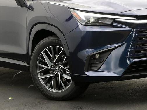 2025 Lexus TX 350 Premium