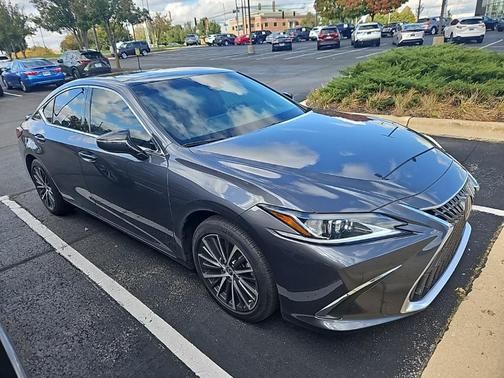 2023 Lexus ES 350 Base