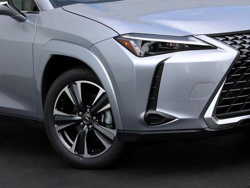 2025 Lexus UX 300h Premium