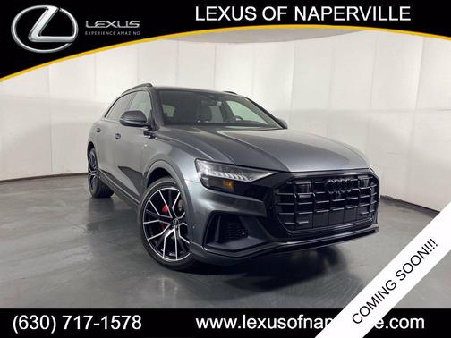 Daytona Gray Pearl Effect 2023 Audi Q8 55 Prestige