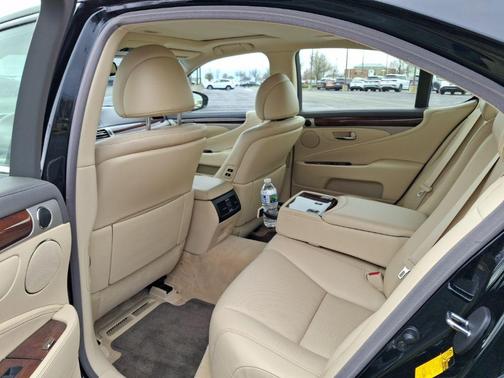 Obsidian 2014 Lexus LS 460 Base