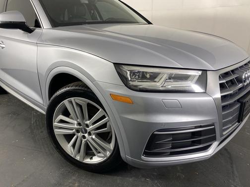 2018 Audi Q5 2.0T Premium Plus