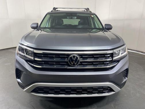 Platinum Gray Metallic 2022 Volkswagen Atlas 2.0T SE w/Technology 4MOTION