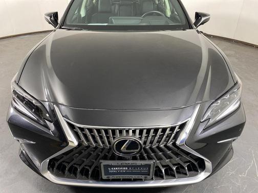 2025 Lexus ES 350 Ultra Luxury