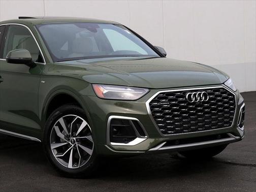 2022 Audi Q5 45 S line Premium