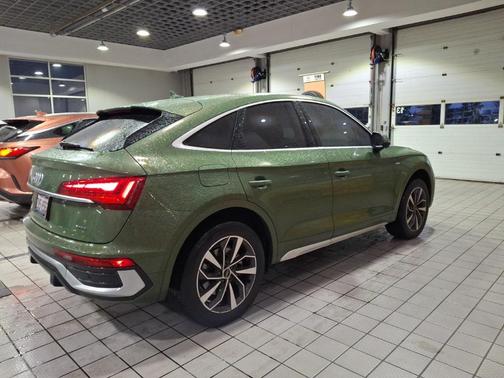 2022 Audi Q5 45 S line Premium