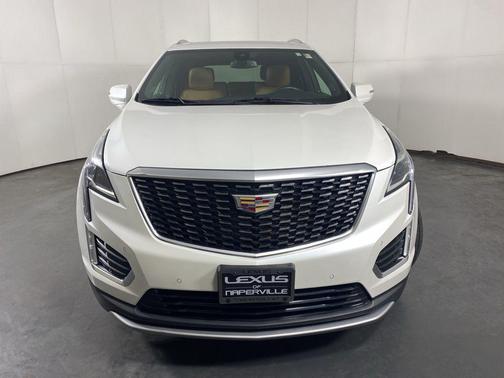 Crystal White Tricoat 2023 Cadillac XT5 Premium Luxury