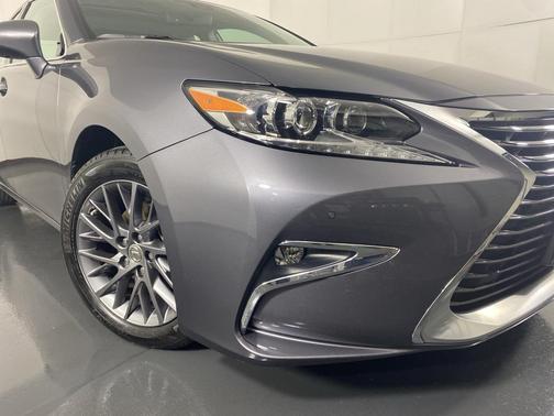 2018 Lexus ES 350 Base