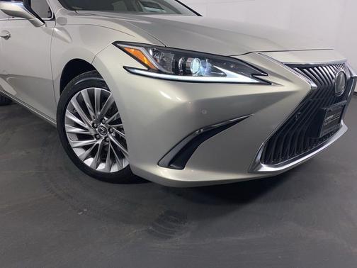 Moonbeam Beige Metallic 2020 Lexus ES 350 Luxury