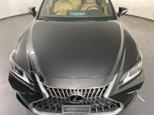 2023 Lexus ES 350 Base