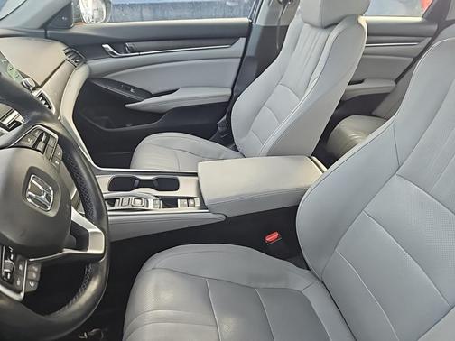 2018 Honda Accord Touring 2.0T